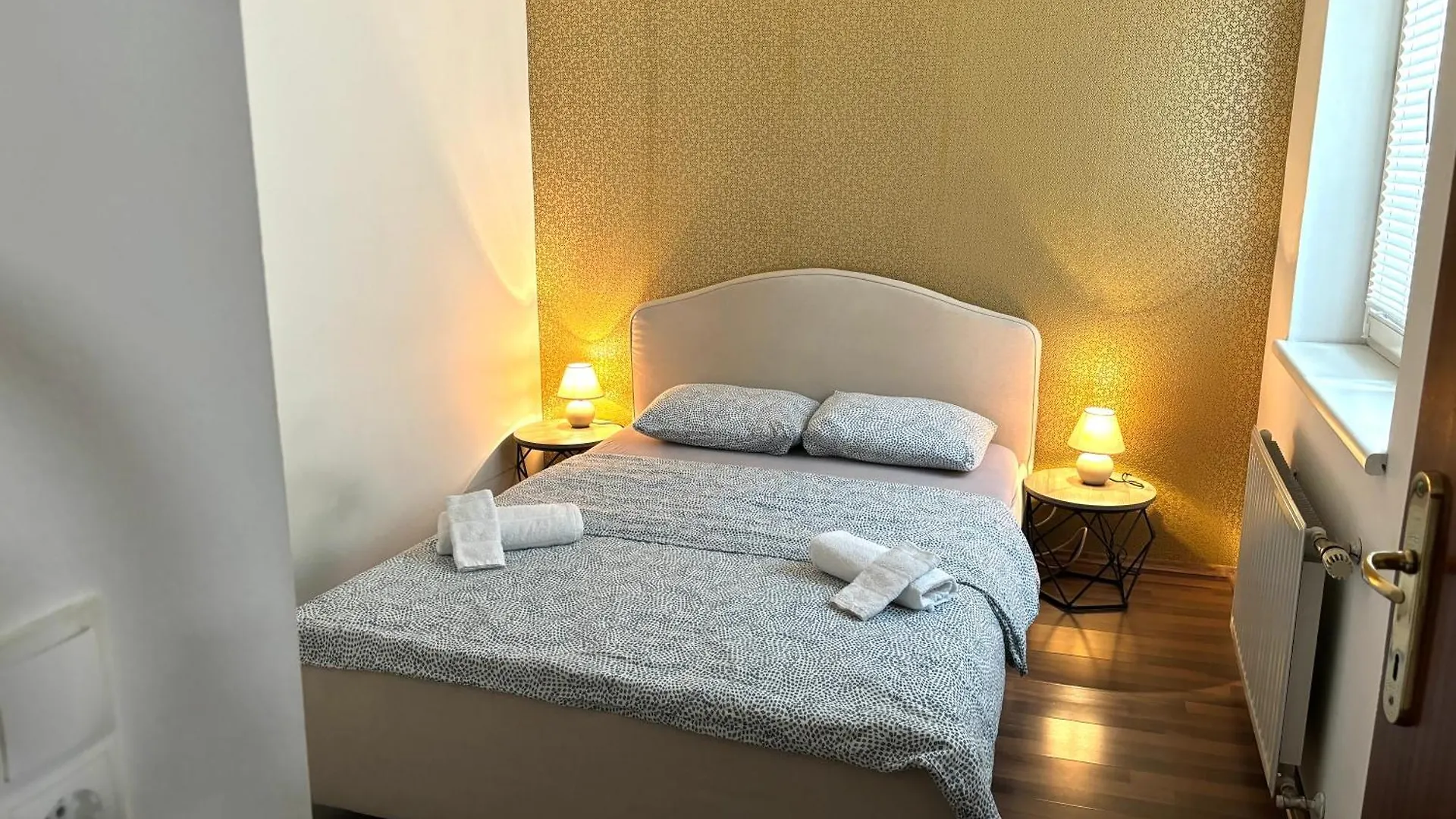 Cityhit 1020Treasure Home Bécs 0*,